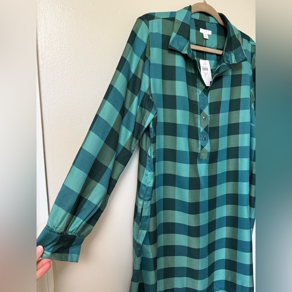 JJill NEW Green Plaid Women's long sleeved popover shirt dress with pockets - Picture 2 of 12
